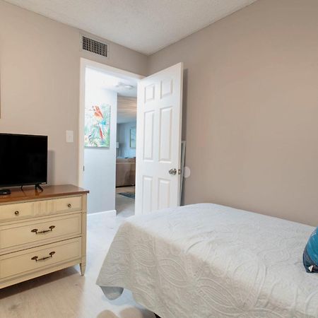 2 Bed 2 Bath Centrally Located On Siesta Key Sarasota Dış mekan fotoğraf