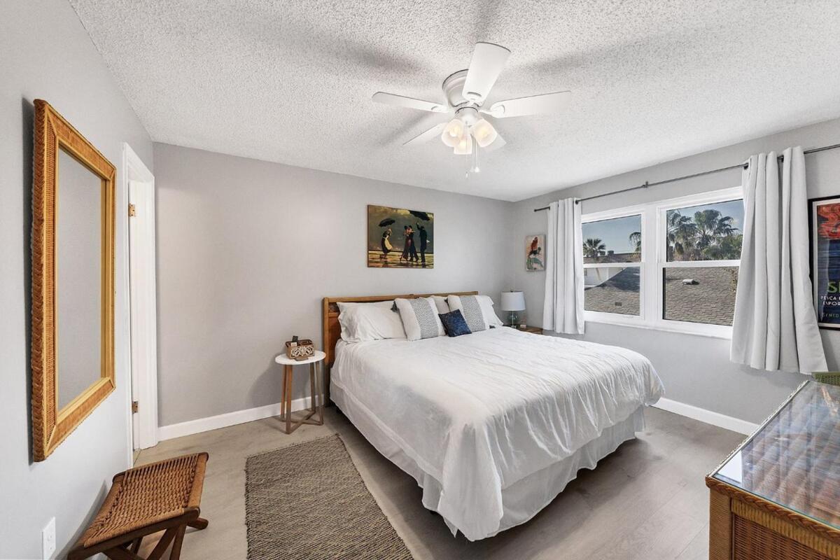 2 Bed 2 Bath Centrally Located On Siesta Key Sarasota Dış mekan fotoğraf